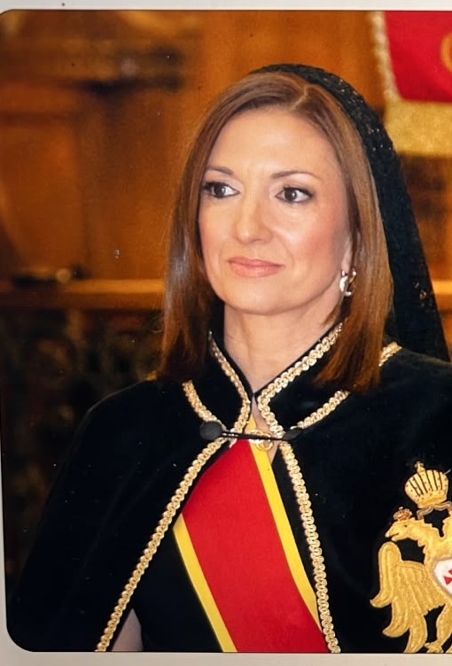 Grand Master Prof. Leonie Baldacchino during a ceremony